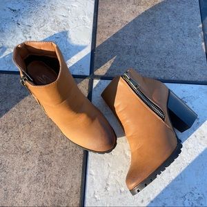 Seven7 | Camel Hannah Women’s Ankle Boots